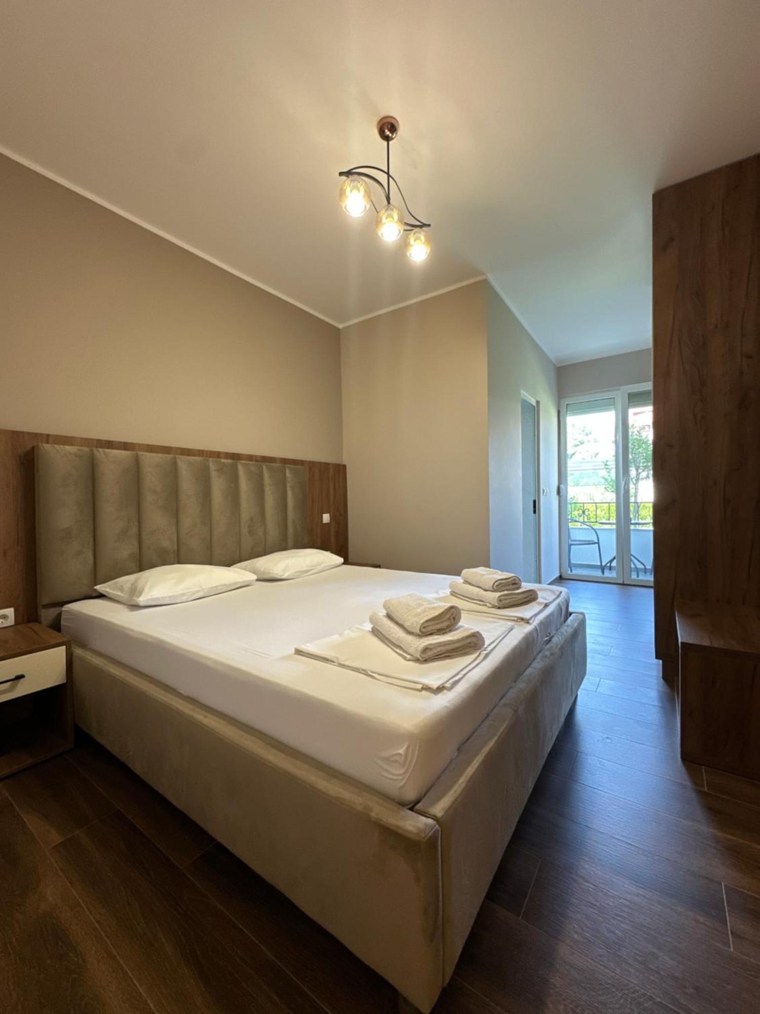 Residence Leora Ulcinj Exterior foto